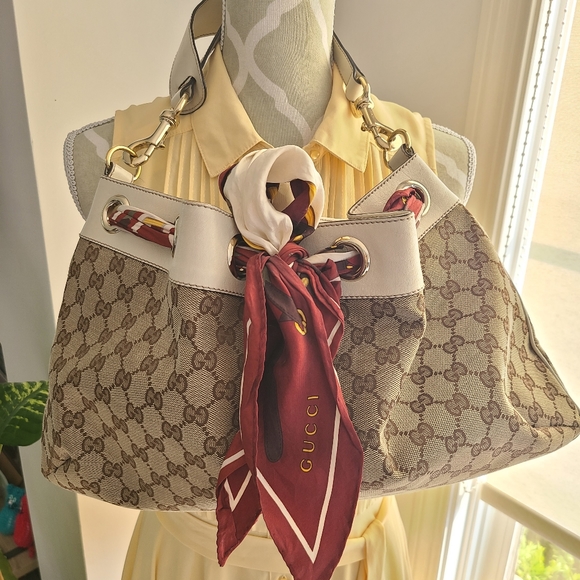 💥Host Pick💫Gucci Scarf Bag - Picture 4 of 16